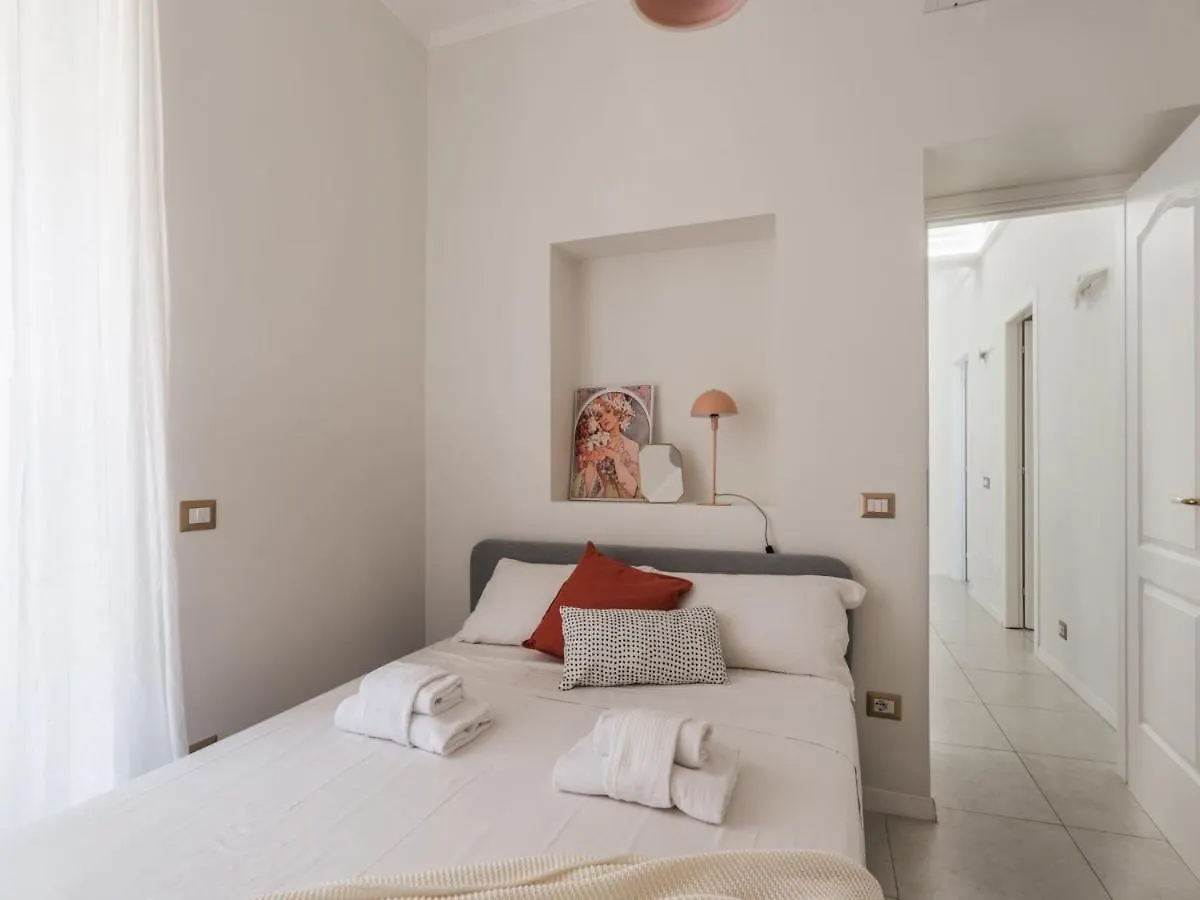 The Best Rent - Bright Flat Near San Pietro Rome 0*,