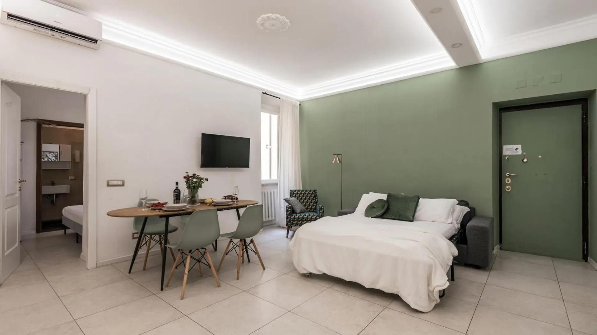 Aparthotel The Best Rent - Bright Flat Near San Pietro Rome Italy