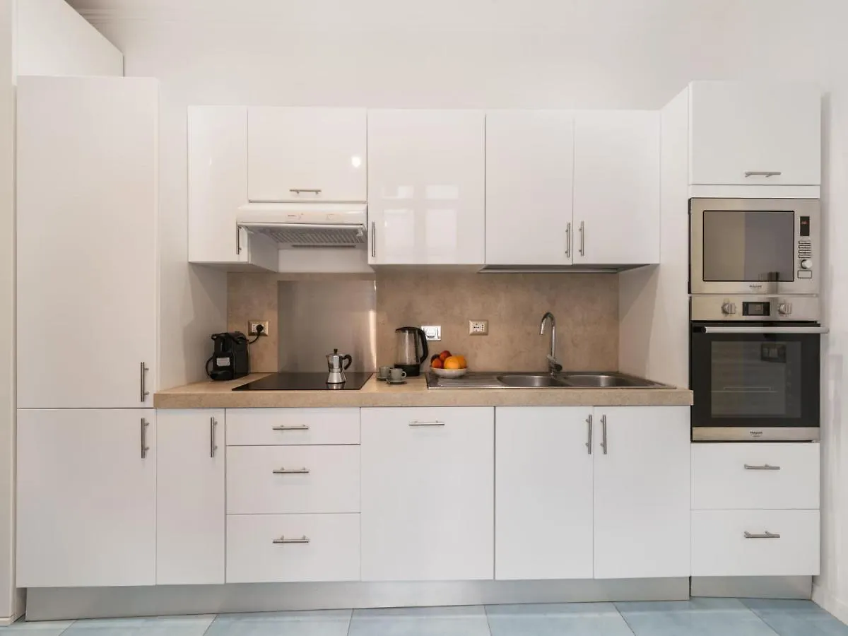 The Best Rent - Bright Flat Near San Pietro Rome Aparthotel